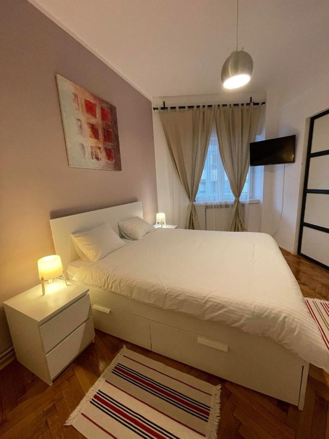 Interbellic Flat Apartment Bucureşti Ngoại thất bức ảnh