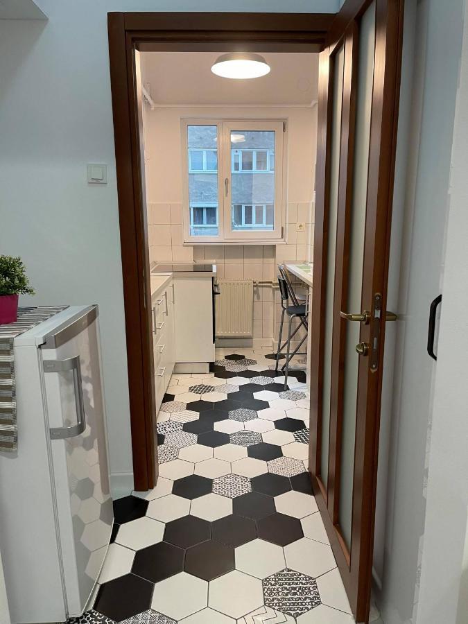 Interbellic Flat Apartment Bucureşti Ngoại thất bức ảnh