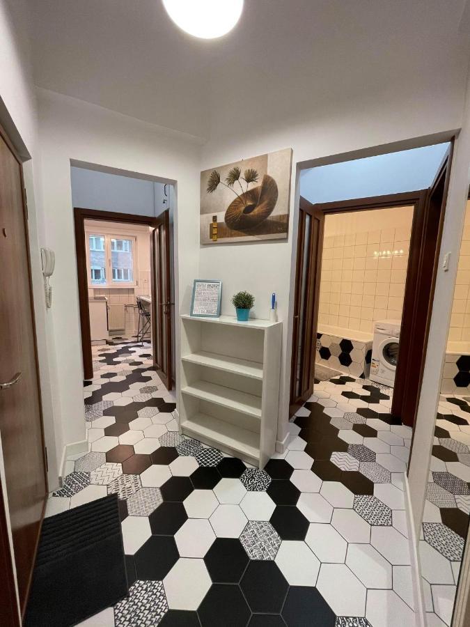 Interbellic Flat Apartment Bucureşti Ngoại thất bức ảnh